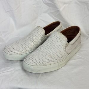 Aquatalia woven slip on sneaker shoes women’s size 8 white